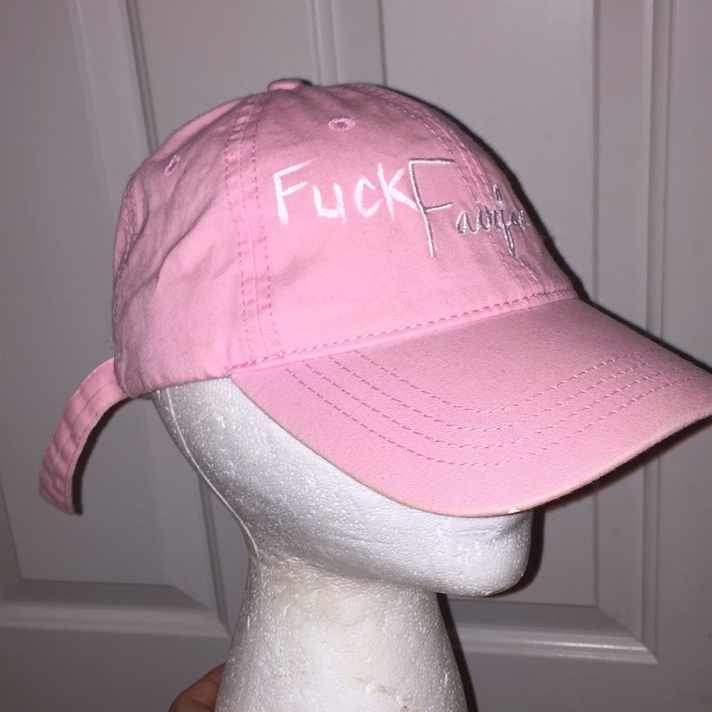 Pink hat - Picture 2 of 2